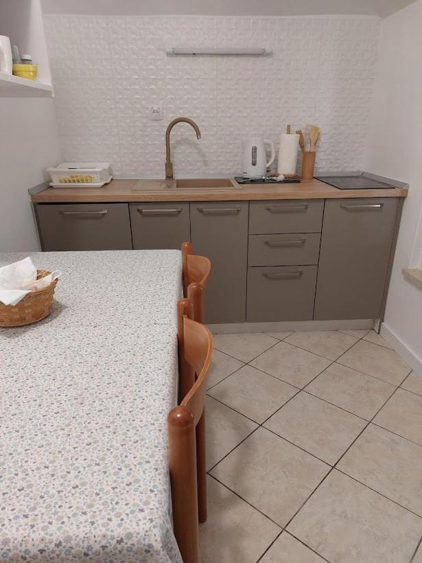 Ceratonia Apartments Lovište エクステリア 写真