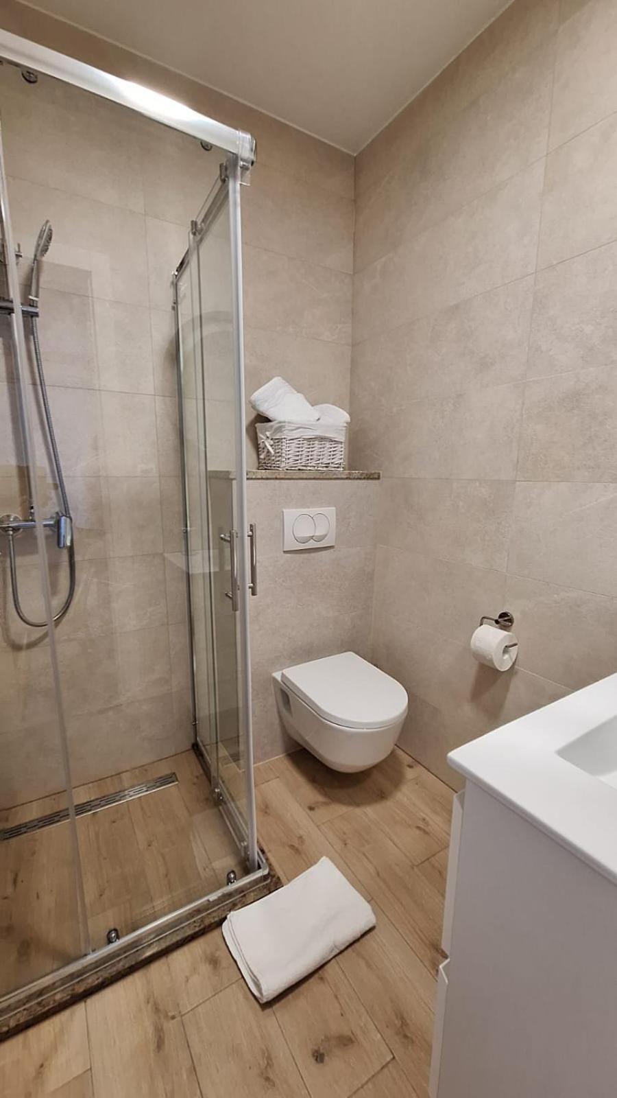 Ceratonia Apartments Lovište エクステリア 写真
